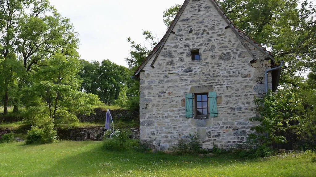Vakantiehuis Gites De Combarel Corn